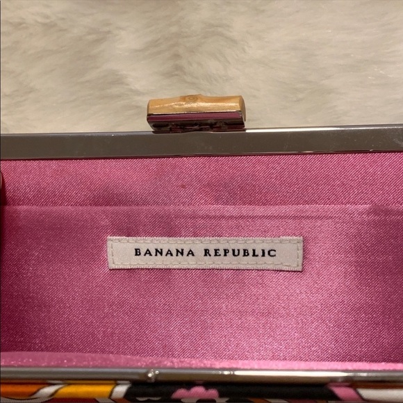 NWOT Banana Republic Retro Clutch: Pink &‎ Paisley - Picture 3 of 3